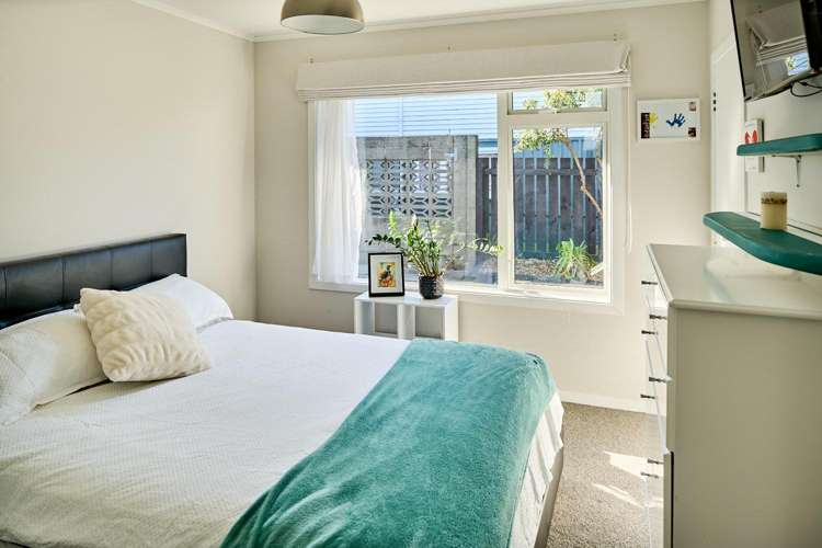 10 Alder Place Newlands_18