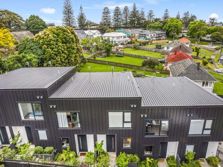 5/32 Leybourne Circle Glen Innes_12