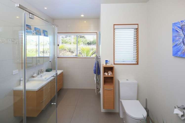 103 Musson Drive Waiheke Island_11