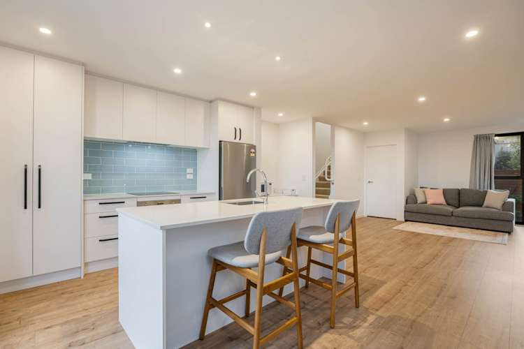 97 Bonair Crescent Millwater_12