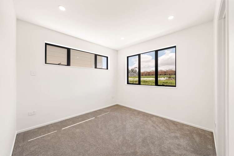 16 Toetoe Street Westgate_19