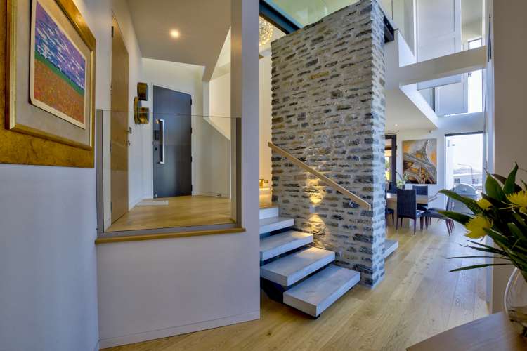 1 Conifer Lane Queenstown_10