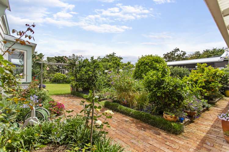 6 East Street Drury_14