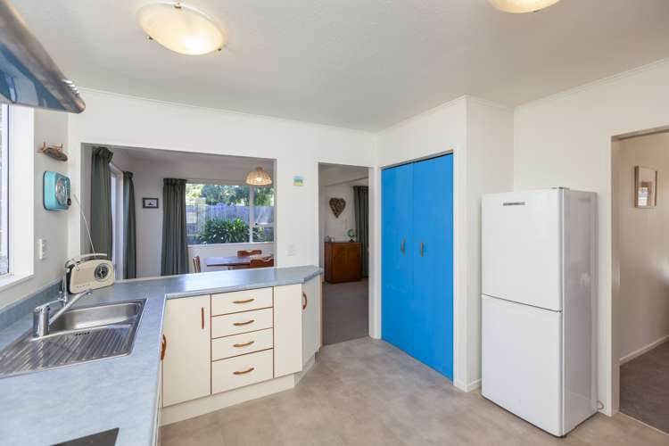 29 Tui Road Raumati Beach_12