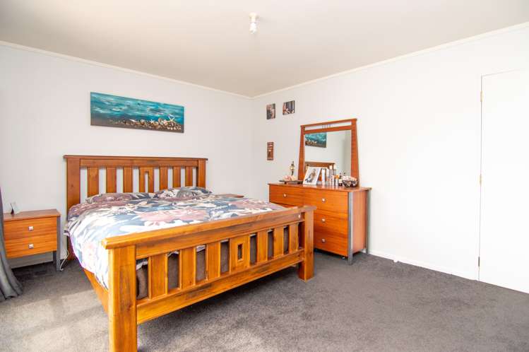 39 Dalfield Place Highbury_6