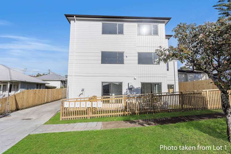 2/63 Gardner Avenue New Lynn_28