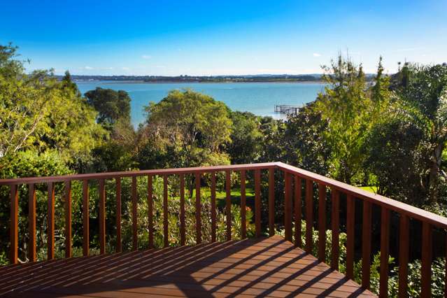 15 Valkyria Place Beach Haven_2