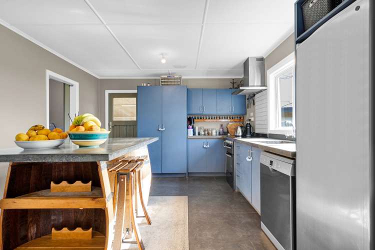 487 Lincoln Road Inglewood_7