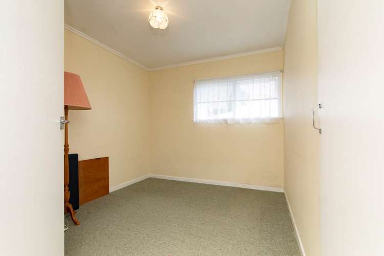 40 Tiroroa Avenue Te Atatu South_13