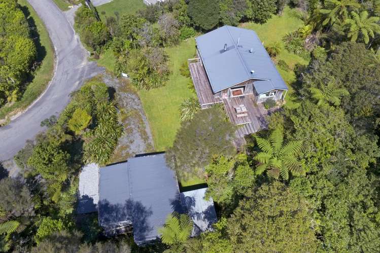 3215 Archers Road Tennyson Inlet_31