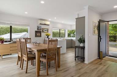 82 Harrisville Road_4