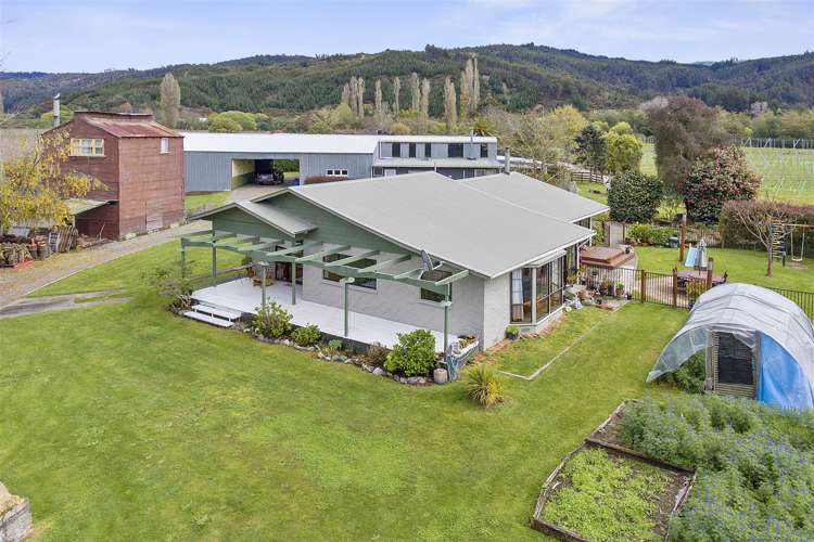 29 Hurley Road Paraparaumu Beach_24