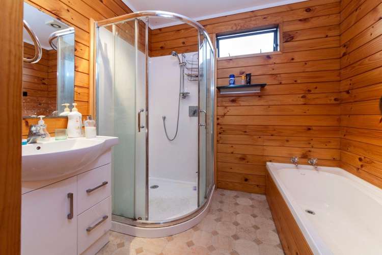 24 Rhinevale Close Henderson_10