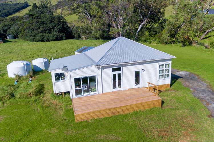 30 Waihuka Road Omapere_5