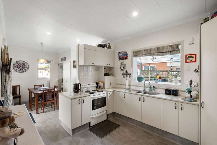 36 Achilles Street Burwood_6