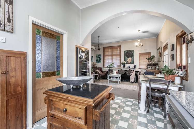 2 Alice Street Gladstone_6