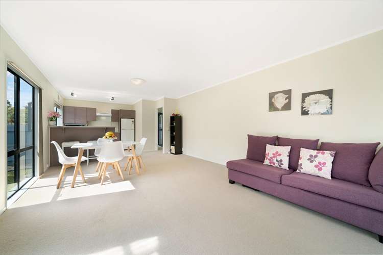 1/23 Mickle Street Te Atatu South_3