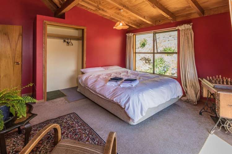 50 Main Road Luggate_9