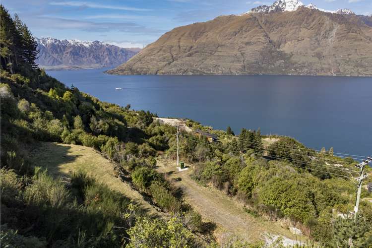 Corsican Drive Ben Lomond_10