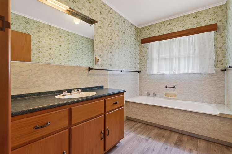 9 McMillan Avenue Te Kamo_14