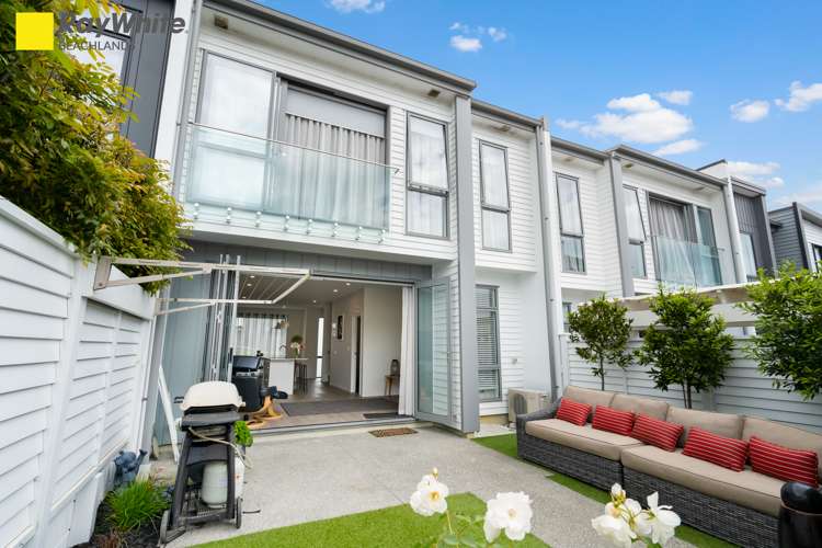 188 Seventh View Avenue Beachlands_1