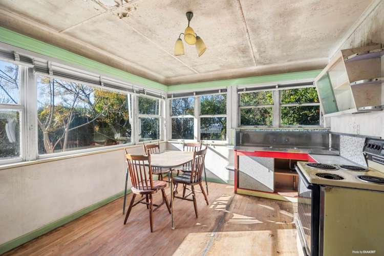 43 Tui Street Point Chevalier_5