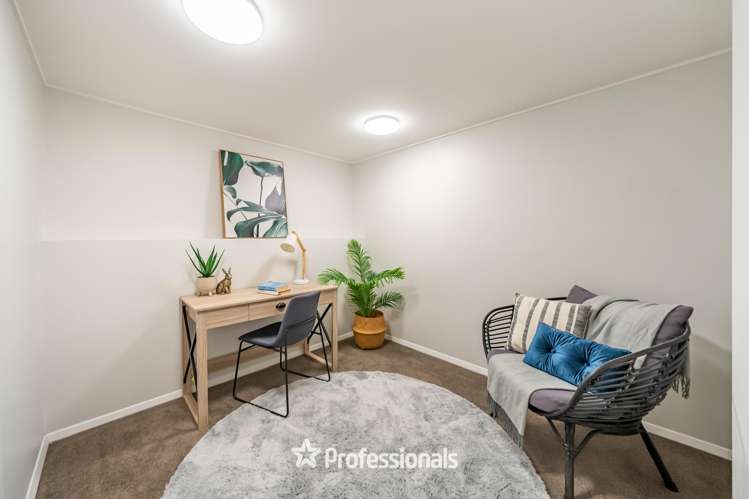 11 Hill Grove Naenae_16