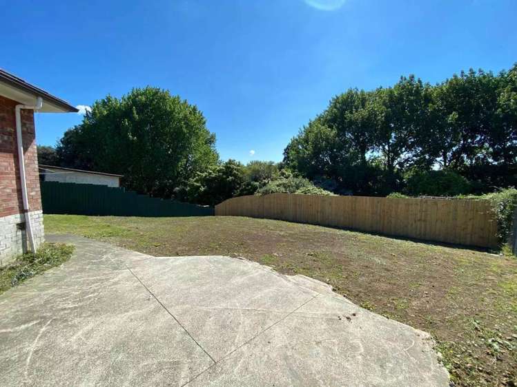 20 Williams Crescent Otara_10