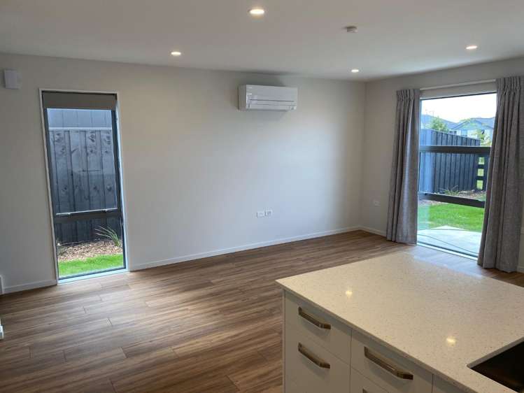 1/30 Lady Isaac Drive Rolleston_6