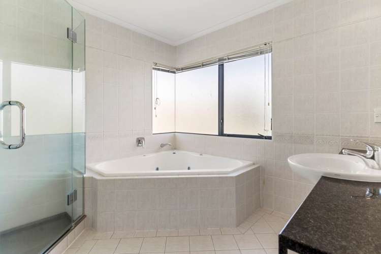 23 Macleans Road Bucklands Beach_25