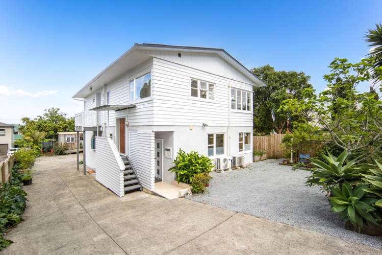 105 & 105A Richardson Road Mt Albert_0