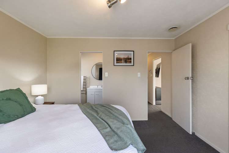 7 Cedar Grove Highbury_7