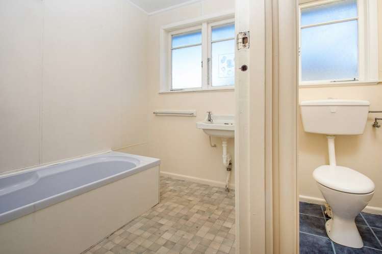 5 Anderson Avenue Point England_11