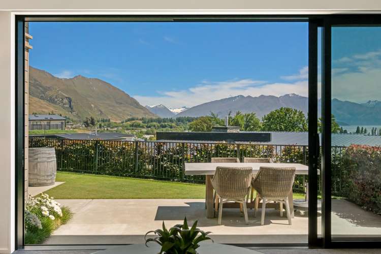 104 West Meadows Drive Wanaka_12