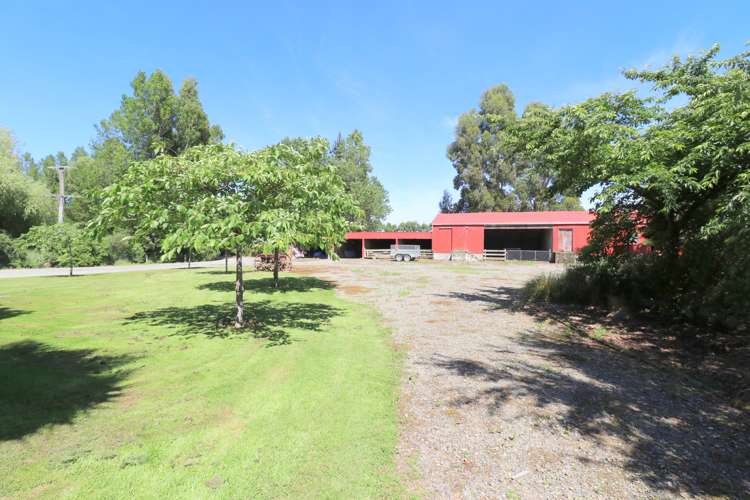 1059c Winton Lorneville Highway Winton Surrounds_30