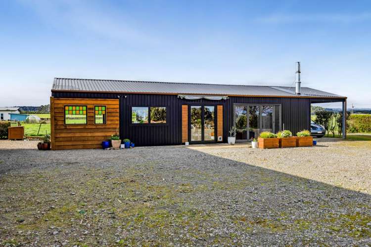 294 Austin Road Hawera_14