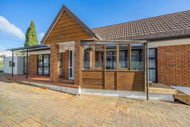 Brick & Tile – Low-Maintenance Living in Pt Chev