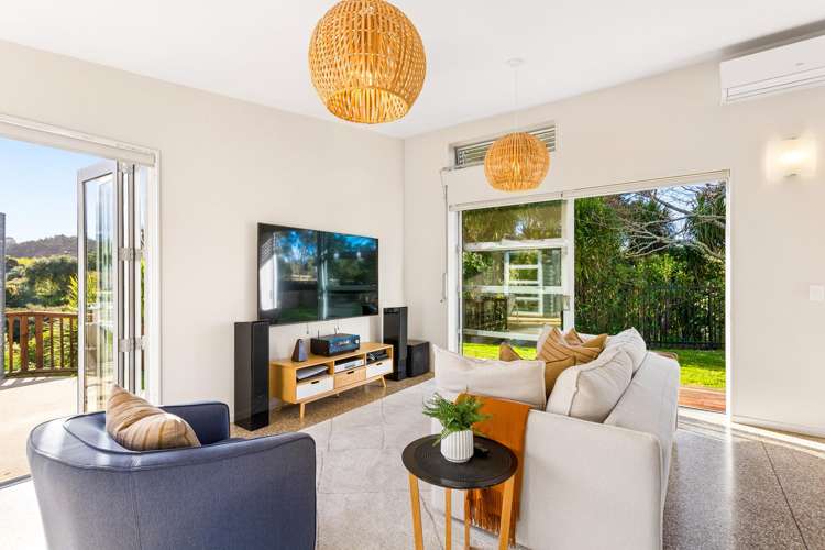 7 Carter Road Oratia_22