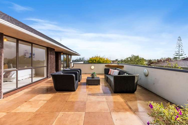 44 Murvale Drive Bucklands Beach_13