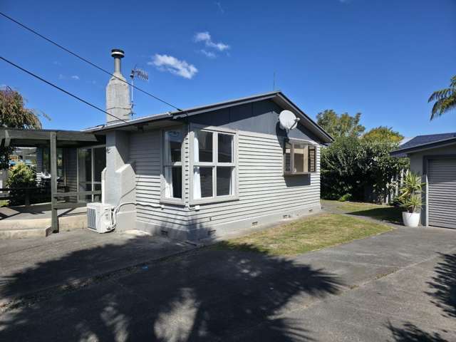 Dufferin Street, Akina