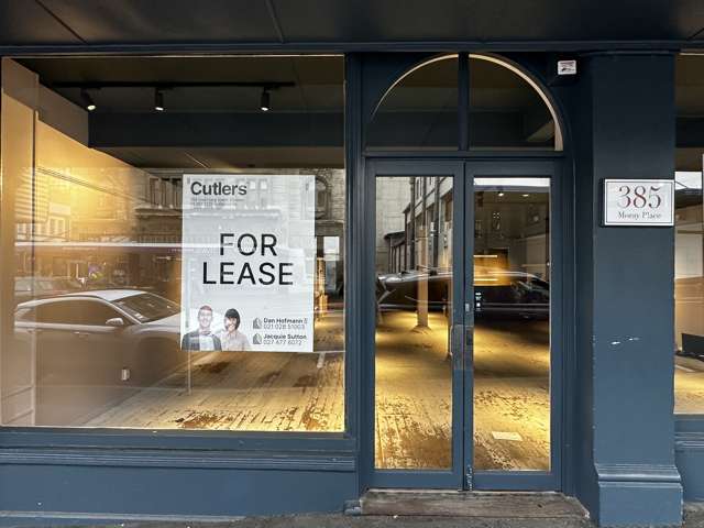 Charming Space on Moray Place