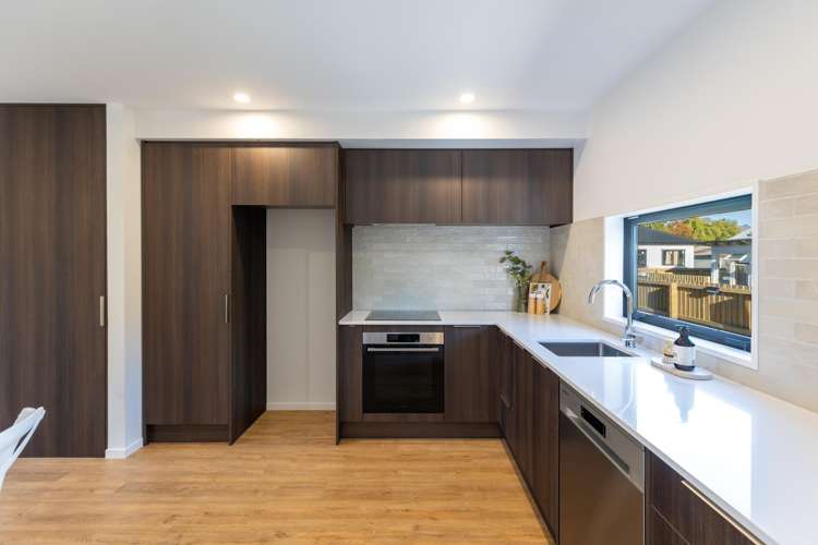 6/64 Ryan Street_2