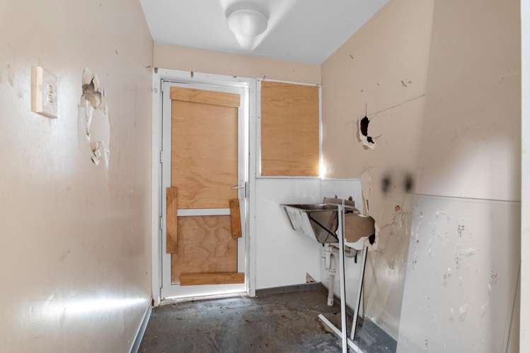 4 and 6 Holland Street Avonside_14