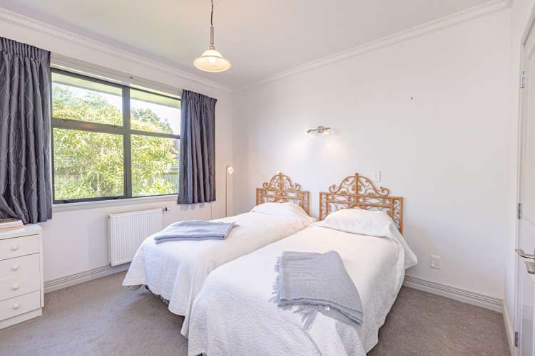 25 Lithgow Drive Otamatea_13