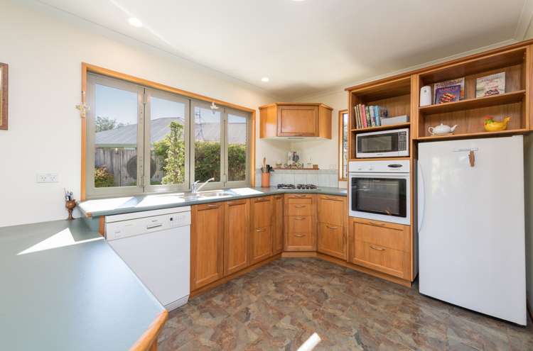 32 Saint James Avenue Richmond_6