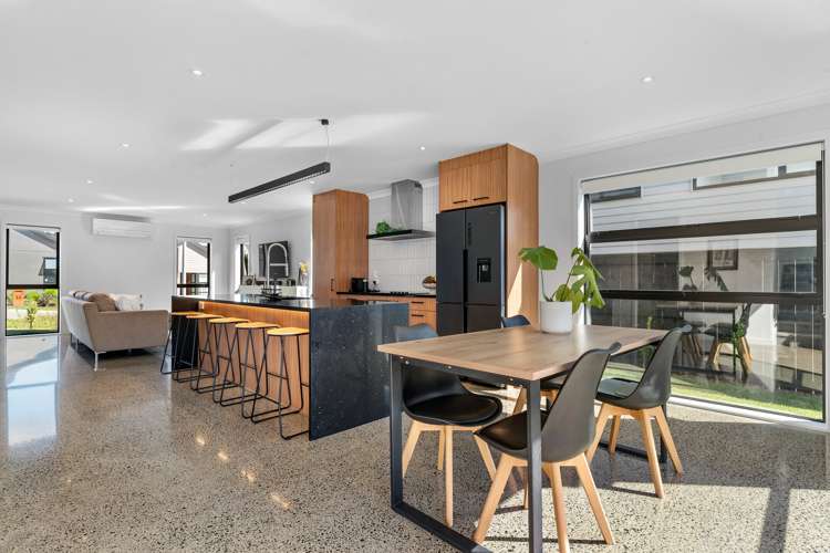 10 Whero Way Wainui_6