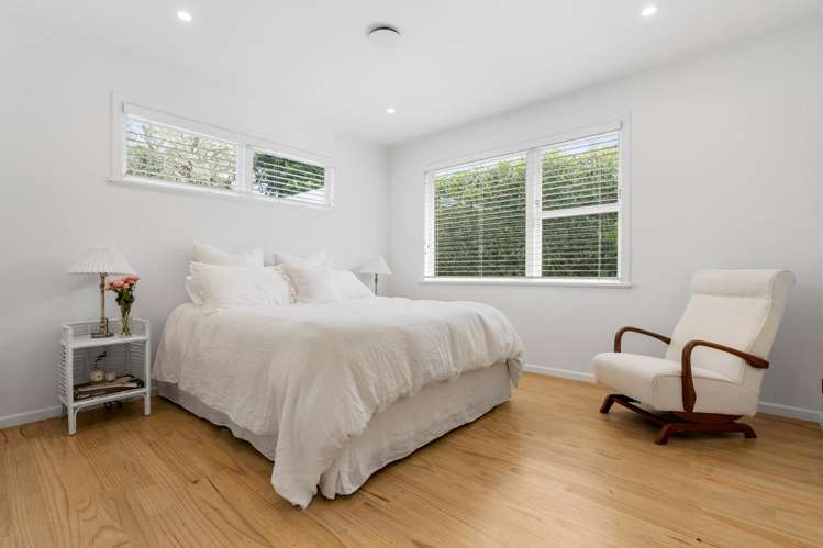 12 Crocombe Crescent Beach Haven_12