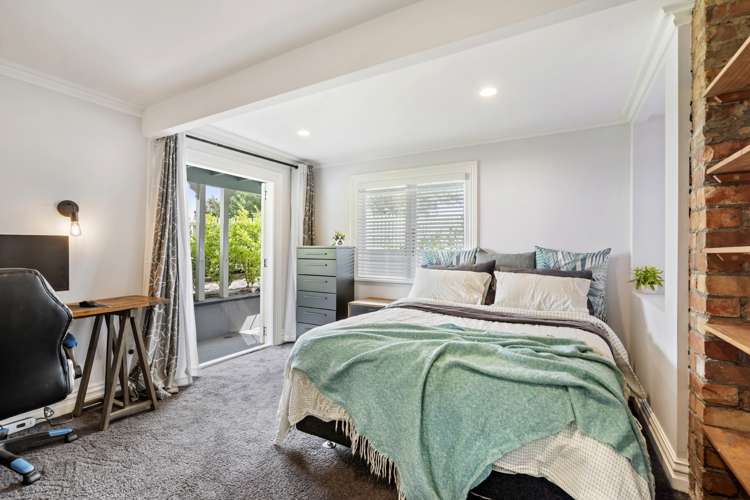 2/74 Victoria Road Devonport_18