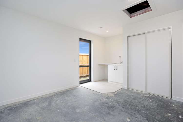 52 Strowan Avenue Elgin_25