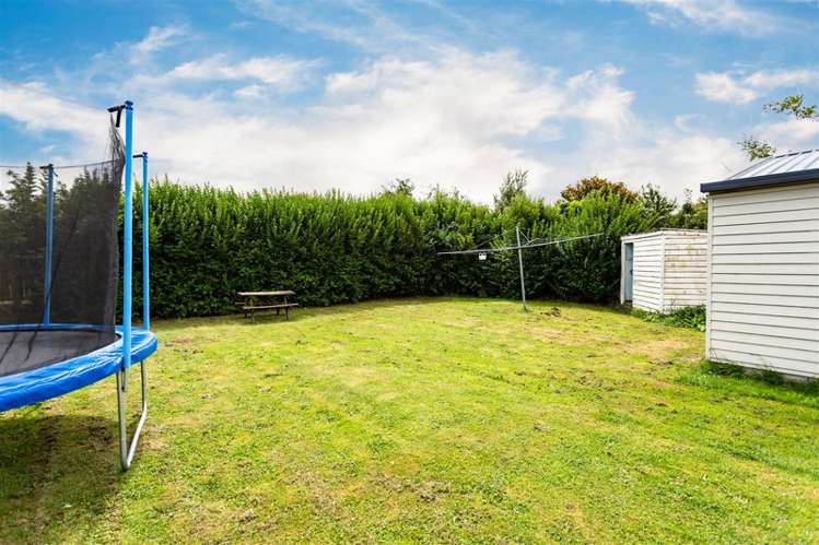 15 Dickson Crescent Hornby_10